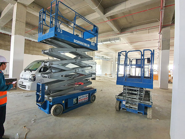 Cho thuê xe nâng người tại quận Bình Tân